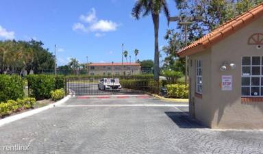 Main picture of 8713 SW 5th St