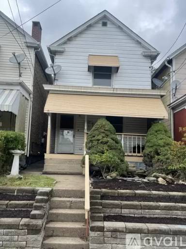 Main picture of 711 Waddell Ave