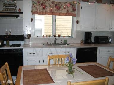 Main picture of 130 Pearson Rd