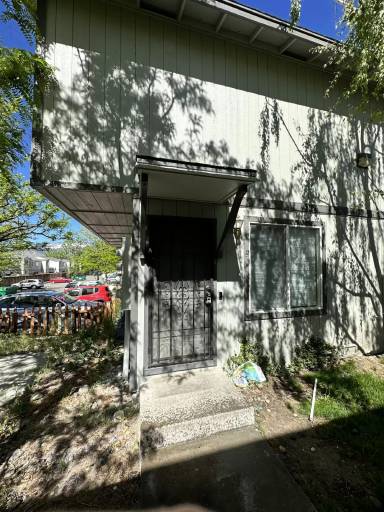 Main picture of 4025 Pheasant Dr