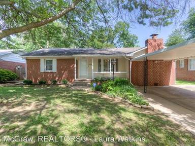 Main picture of 5230 S Marion Ave