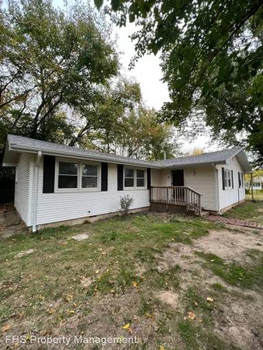Main picture of 1201 N Fulbright Ave