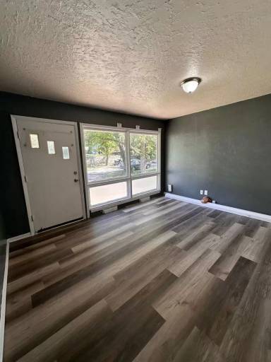 Main picture of 3532 Spruce Ave