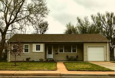 Main picture of 2416 15th Ave