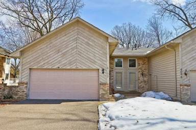 Main picture of 4100 Rice St