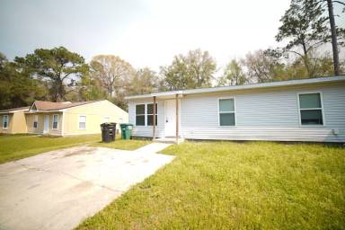 Main picture of 6311 S Placid Pl