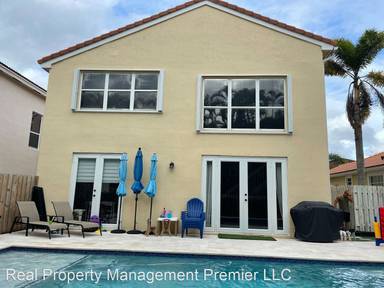 Main picture of 15202 SW 51st St