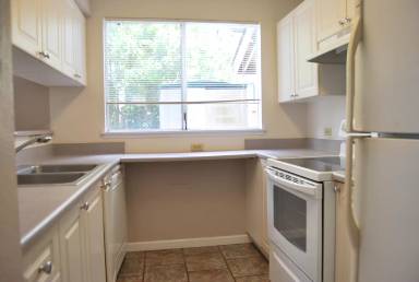 Main picture of 95-1007 Kuauli St