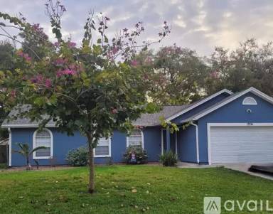 Main picture of 7374 Carillon Ave