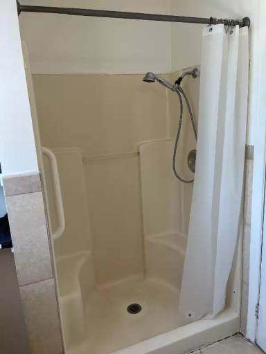 Main picture of 2102 W Huntington Ave