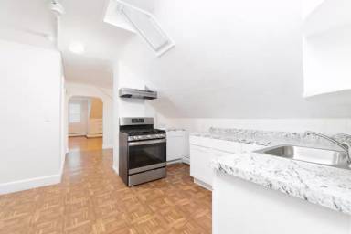 Main picture of 317 Branch Ave