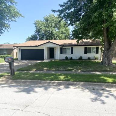 Main picture of 11821 E 62nd Pl