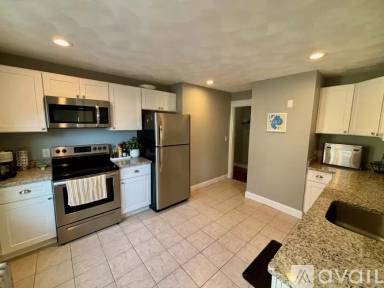 Main picture of 55 Cliff Ave