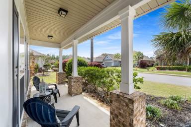 Main picture of 282 Whispering Lake Dr