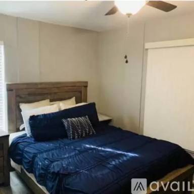 Main picture of 1319 Kings Dr