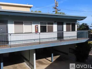 Main picture of 2241 Village Ct