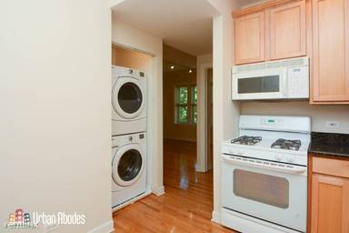 Main picture of 3244 N Clifton Ave