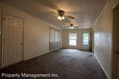 Main picture of 1402 W 10th St