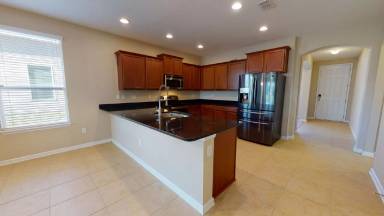 Main picture of 15858 Lexington Park Blvd