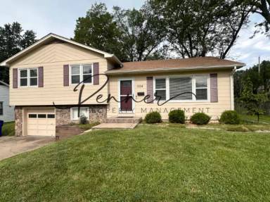 Main picture of 604 SE Independence Ave
