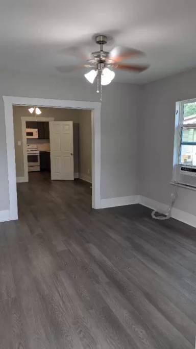 Main picture of 7414 Canal St