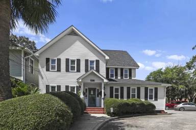 Main picture of 627 Rutledge Ave