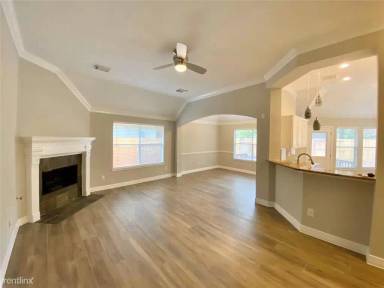 Main picture of 47 Windswept Oaks Pl