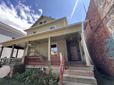 Main picture of 324 S Broad St
