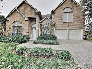 Main picture of 3812 Waterford Dr