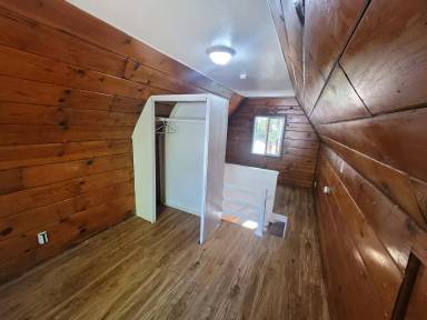 Main picture of 23784 Springwater Rd