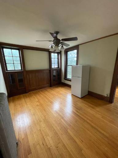 Main picture of 811 16th St
