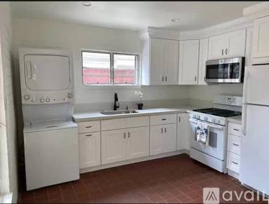 Main picture of 2610 Highland Ave