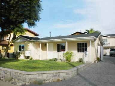 Main picture of 18520 Regina Ave