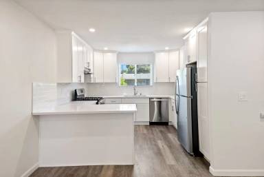 Main picture of 839 17th St