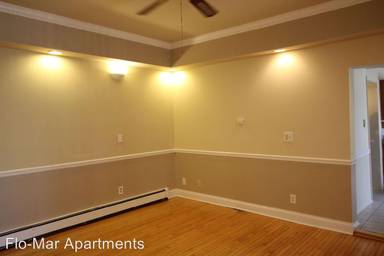Main picture of 121 N Normal St