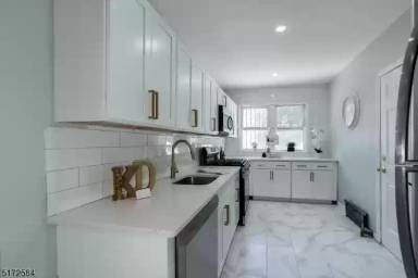 Main picture of 199 Smith St