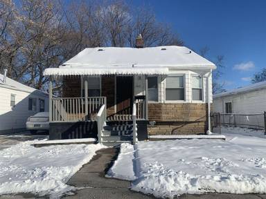 Main picture of 7211 Meadow Ave