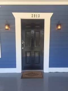 Main picture of 2913 W Beach St