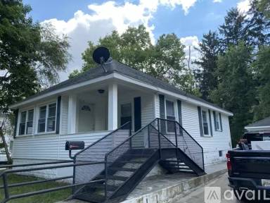 Main picture of 1009 W Allen St