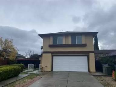 Main picture of 2657 Hesselbein Way