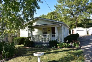 Main picture of 2116 Winton St