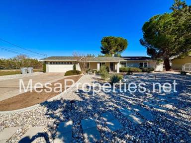 Main picture of 7095 Lyons Ave