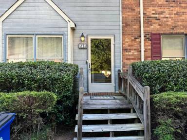 Main picture of 816 Brickwood Ct