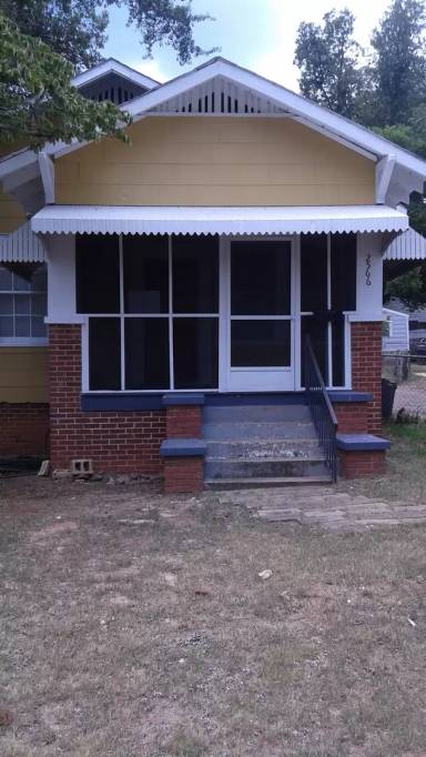 Main picture of 2566 N View Ave