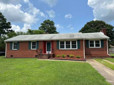 Main picture of 4916 Wycliff Rd