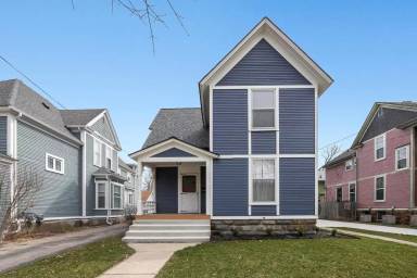 Main picture of 320 Eureka Ave SE