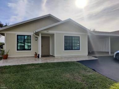 Main picture of 3671 E Citrus Trce