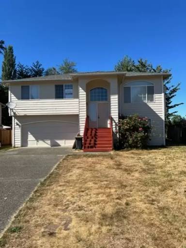 Main picture of 10325 53rd Ave NE