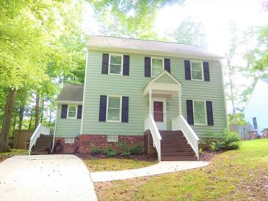 Main picture of 321 Amherst Creek Dr