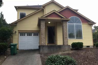 Main picture of 15606 NE Riverview Ln